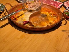 -洱火云南酸菜牛肉火锅(石景山当代商城店)