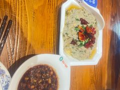 -老天桥酱肉烧饼夹肘子(天桥店)