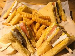 -栖巢咖啡馆(双岗店)