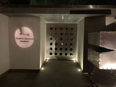 -穹六人间 people 6(岳阳路店)