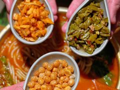 -百春原湖南牛肉粉(百联世纪店)