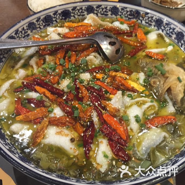 二虎·原生川菜二虎酸菜鱼图片 - 第1张