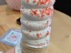 红丝绒蛋糕五球甜筒-DQ·蛋糕·冰淇淋(包河万达店)