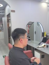 -安蒂护肤造型