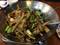 -美味故事特色餐厅(汉阳郭茨口店)