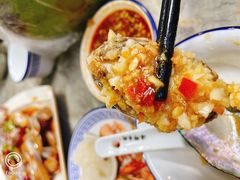 -四川小胡子海鲜(丁村万人海鲜广场店)