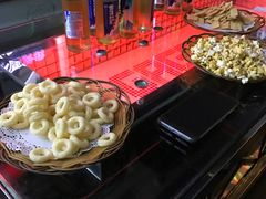 -GAGA主题量贩式KTV平价店(工大店)