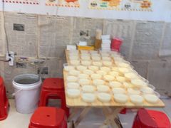-柳州肥姨妈大骨螺蛳粉(东靖路店)