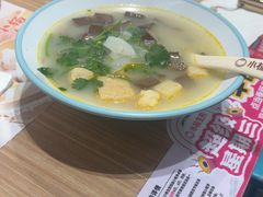 -小杨生煎(白玉兰广场店)