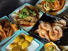 -兆辉木炭海鲜烧烤·海鲜小炒