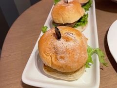 -佐度王子扒房(爱建卓展店)