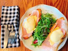 -ROAST coffee & eatery