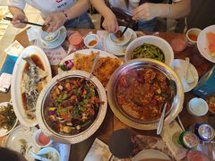 -黄泥岗·地道湖北菜(奥特莱斯店)