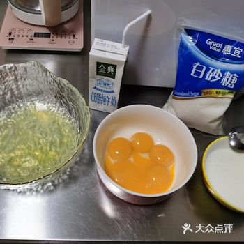因为疫情在家里，无聊的女生就开始各种捣鼓～