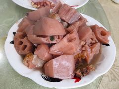 莲藕煮火腩-区海鸡场饭店(石壁店)