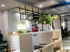 -小镇大厨新概念复合中餐厅(万达广场大连高新店)