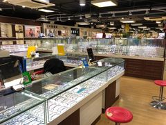 -三叶眼镜城(八佰伴店)
