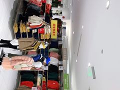 -优衣库(上海正大广场店)