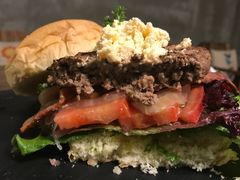 -HIGH FIVE哈福手工汉堡(桂林路店)