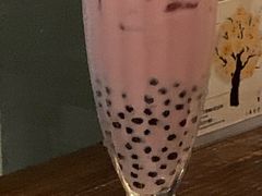 草莓奶霜珍珠茉奶-春水堂人文茶馆(松烟文创店)