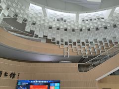 -广州市白云区图书馆