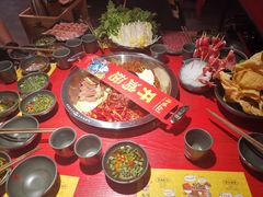 -谭鸭血老火锅(万象九宜城店)