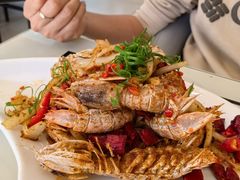 -覃记海鲜美食餐厅