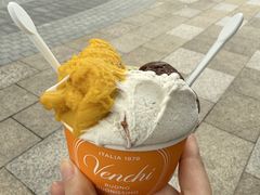 -VENCHI 闻绮(上海佛罗伦萨小镇店)