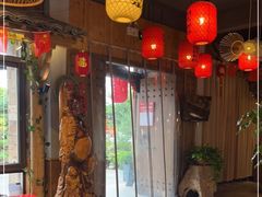 -头上红煨盐鸡乡村食府