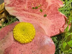 -山川小町·极番烧肉(新地假日广场店)