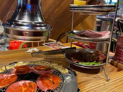 -青瓦炭韩潮烤肉(花园道店)