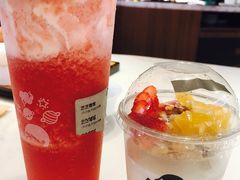 芝芝莓莓-喜茶(上海正大广场店)