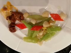-乐咖啡西餐厅(太湖皇冠假日酒店)