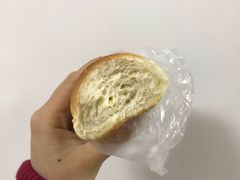 -沁屋面包店(人民东路店)