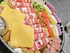 -豚妈妈汤饭·部队锅(南京东路店)
