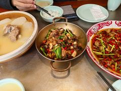 -六合居·明厨亮灶餐厅(成双大道店)
