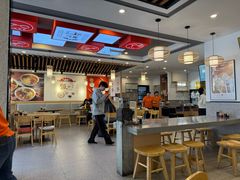 -佬钱湾仔(衣裳街店)