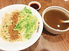 -梅县程江腌面王(兴华店)