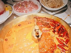 -小龙翻大江文化火锅(宽窄店)