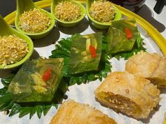 -谭厨中山传家菜.乳鸽.脆鲩鱼(华强北中航城店)