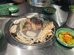 -欧巴炭烤肉오빠숯불구이(南京东路店)