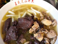 -文山荷鲜居(翠湖店)