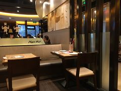 -必胜客(机场路店)