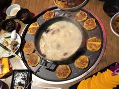 -三人行骨头王火锅(长寿店)