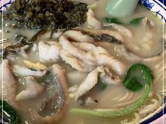 -明呈黄鱼面馆(斜土路店)