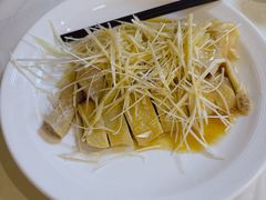 -品香菜馆(旗峰路中侨大厦店)