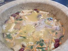 -抚仙湖生态石锅鱼野生菌(告庄店)