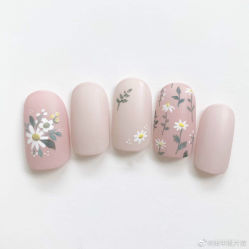 -Pink You美甲洗眉纹绣定制中心