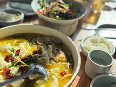 雅菲酸菜鲈鱼-YAFEE雅菲·粤菜·湘菜·融合菜(魏公村店)