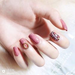 -Pink You美甲洗眉纹绣定制中心
